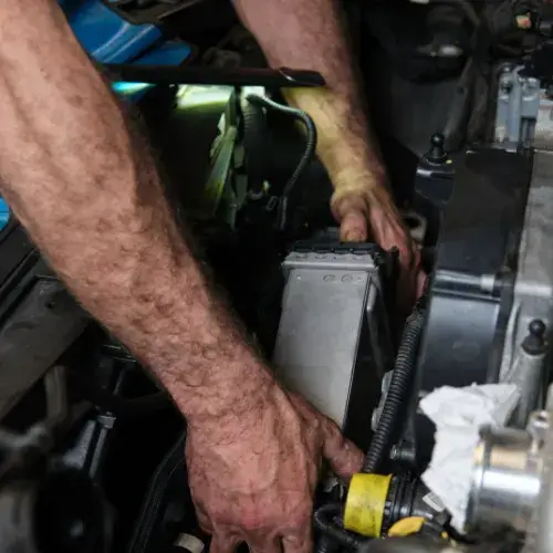 إصلاح وحدة التحكم بالمحرك