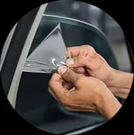 يقلّل من احتمالية كسر زجاج السيارة